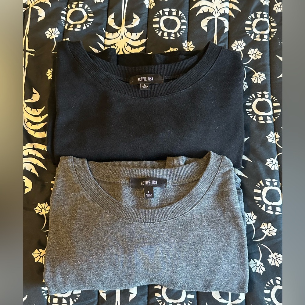Bundle (2) long sleeve